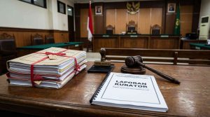Prinsip Kehati-hatian atas Pengurusan dan Pemberesan Harta Pailit oleh Kurator dalam Hukum Kepailitan di Indonesia