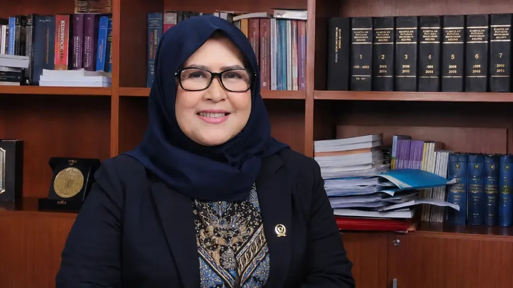 Dr. Elza Syarief: Advokat, Akademisi, dan Pengusaha