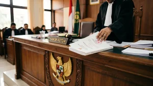 Ilustrasi proses eksekusi putusan PTUN di ruang sidang pengadilan tata usaha negara Indonesia