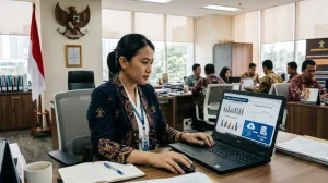 Petugas Kementerian HAM melakukan pengelolaan Satu Data HAM melalui sistem digital yang aman